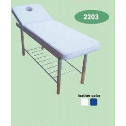 Κρεβάτι με σταθερά χρώμιο πόδια και ράφι | Εξεταστικά Κρεβάτια στο Paterakis Medical Group