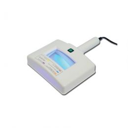 Φορητή Λάμπα Wood με φωτισμό UV | Παραβάν - Φακοί στο Paterakis Medical Group